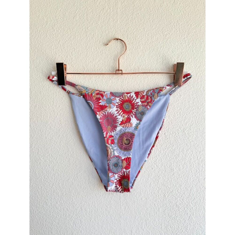 Goldenpoint Floral Cheeky String Bikini Bottoms with Gold size XS/S EU36 NWT